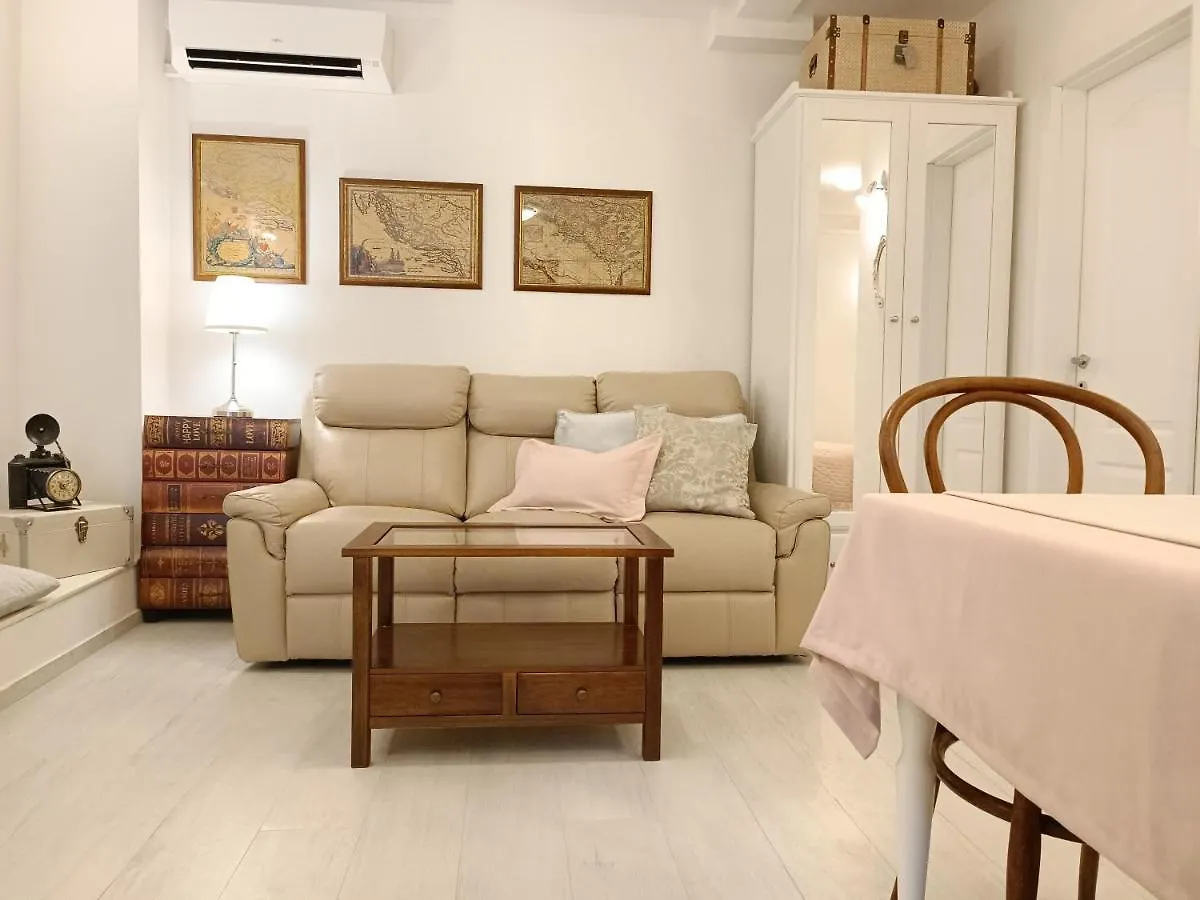 Summer Dream Studio Apartment Split