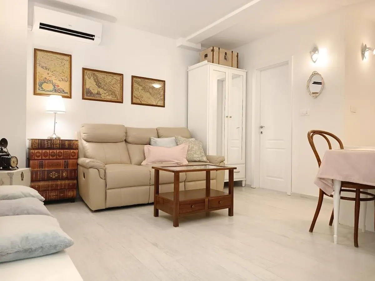 Summer Dream Studio Apartment Split